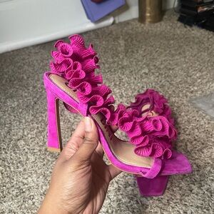 Gianni Bini Fuchsia Ruffle Heels
